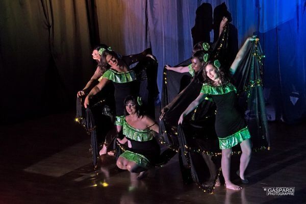 cabaret oriental 2016 16 159 600 450