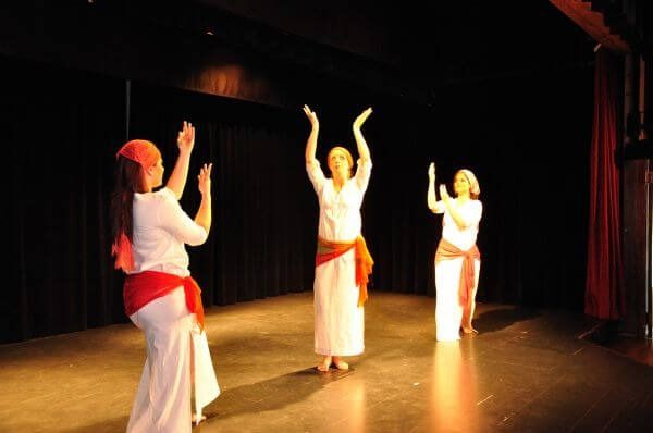 danse orientale  dimanche 073 35 600 450