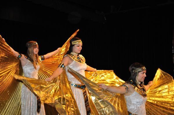danse orientale  dimanche 106 37 600 450