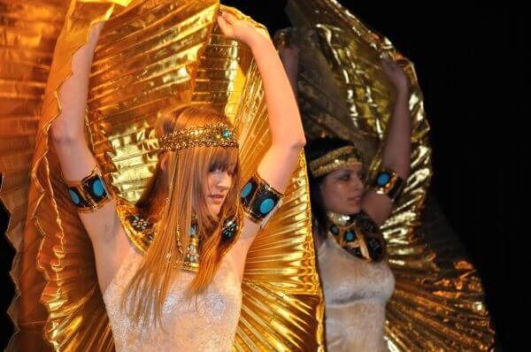 danse orientale  dimanche 111 38 600 450